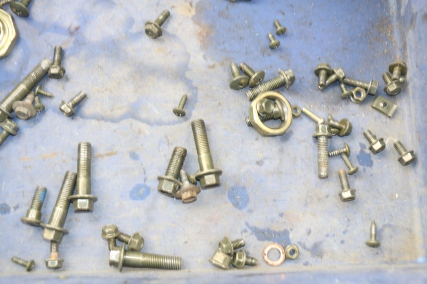 photo de ZAK SCHROEVEN EN BEVESTIGINGSMATERIAAL RIDE E1 1 (2014 - 2022) - Detail van het onderdeel