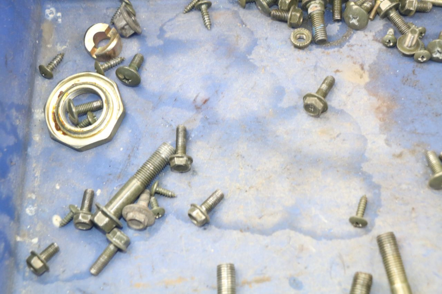 photo de ZAK SCHROEVEN EN BEVESTIGINGSMATERIAAL RIDE E1 1 (2014 - 2022) - Andere kijkhoek