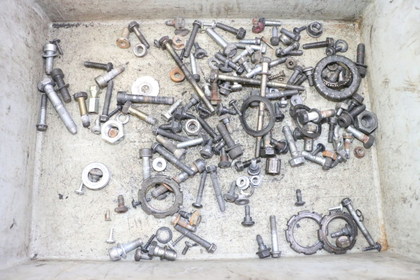 photo de ZAK SCHROEVEN EN BEVESTIGINGSMATERIAAL PEUGEOT ELYSTAR 50 (2002 - 2014) - Hoofdaanzicht