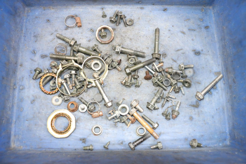 photo de ZAK SCHROEVEN EN BEVESTIGINGSMATERIAAL EUROCKA RETRO 50 (2007 - 2014) - Hoofdaanzicht