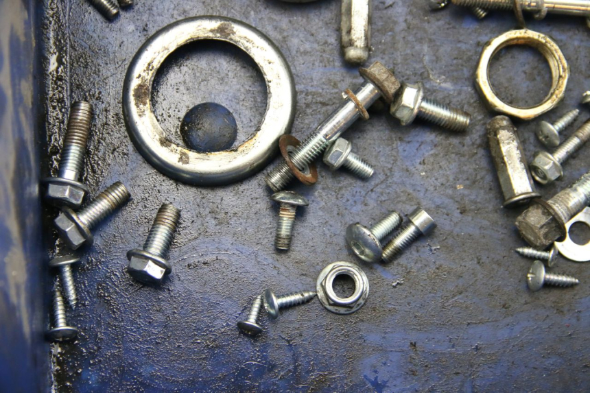 photo de ZAK SCHROEVEN EN BEVESTIGINGSMATERIAAL JM MOTORS EVOLIS 4T 50 (2018 - 2022) - Detail van het onderdeel