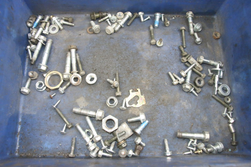 photo de ZAK SCHROEVEN EN BEVESTIGINGSMATERIAAL JM MOTORS EVOLIS 4T 50 (2018 - 2022) - Hoofdaanzicht