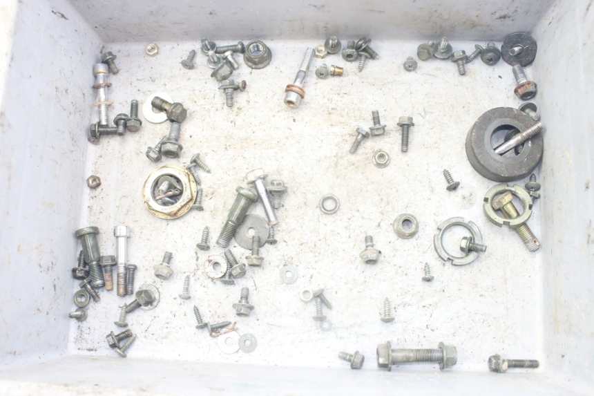 photo de ZAK SCHROEVEN EN BEVESTIGINGSMATERIAAL KEEWAY F-ACT FACT 50 (2006 - 2011) - Hoofdaanzicht