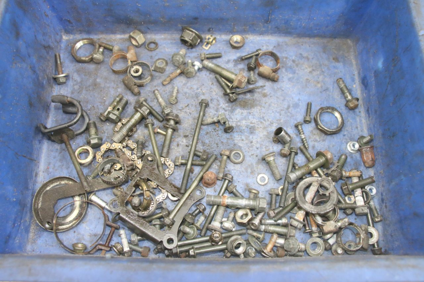 photo de ZAK SCHROEVEN EN BEVESTIGINGSMATERIAAL TNT MOTOR FASTINO 4T 50 (2013 - 2019) - Hoofdaanzicht