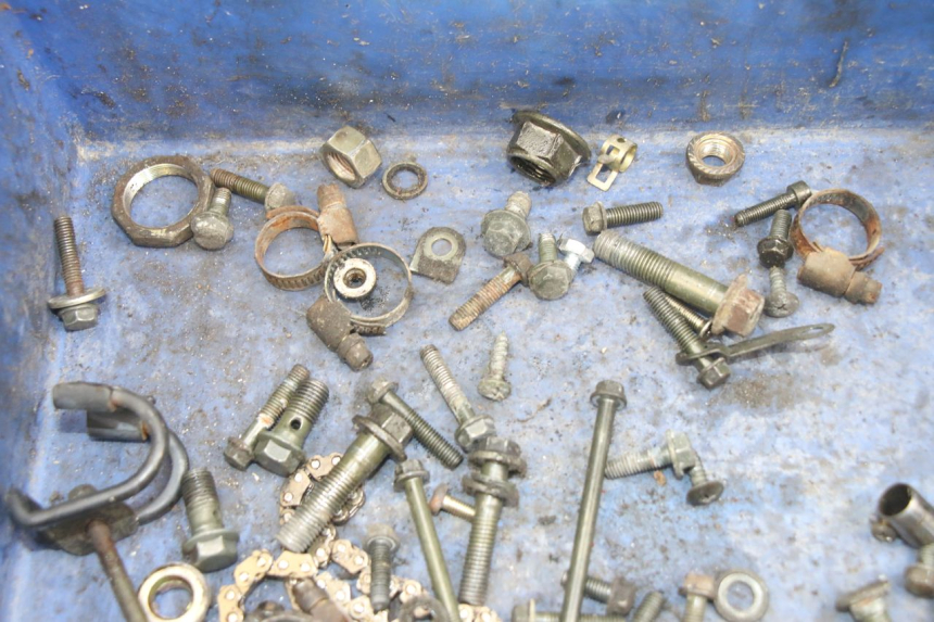 photo de ZAK SCHROEVEN EN BEVESTIGINGSMATERIAAL TNT MOTOR FASTINO 4T 50 (2013 - 2019) - Andere kijkhoek