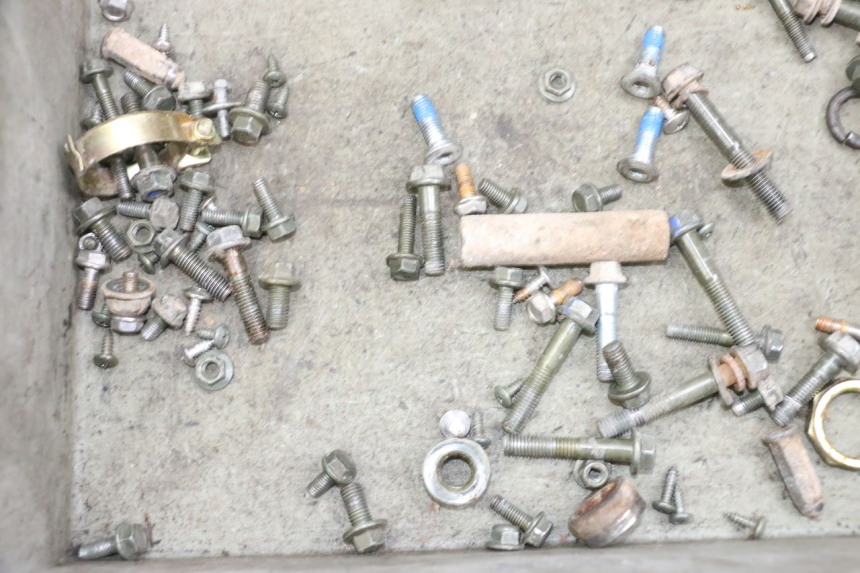 photo de ZAK SCHROEVEN EN BEVESTIGINGSMATERIAAL BTC FELICE SPORT 50 - Zoom op gebruiksstaat