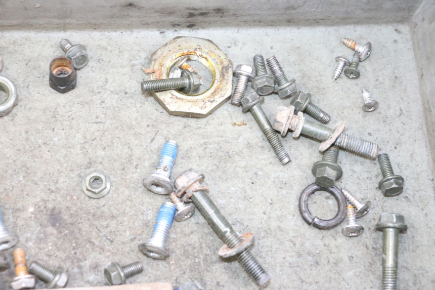 photo de ZAK SCHROEVEN EN BEVESTIGINGSMATERIAAL BTC FELICE SPORT 50 - Technische close-up