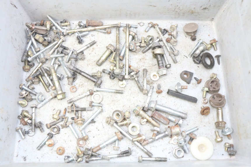 photo de ZAK SCHROEVEN EN BEVESTIGINGSMATERIAAL SYM FIDDLE 2 50 (2008 - 2013) - Hoofdaanzicht