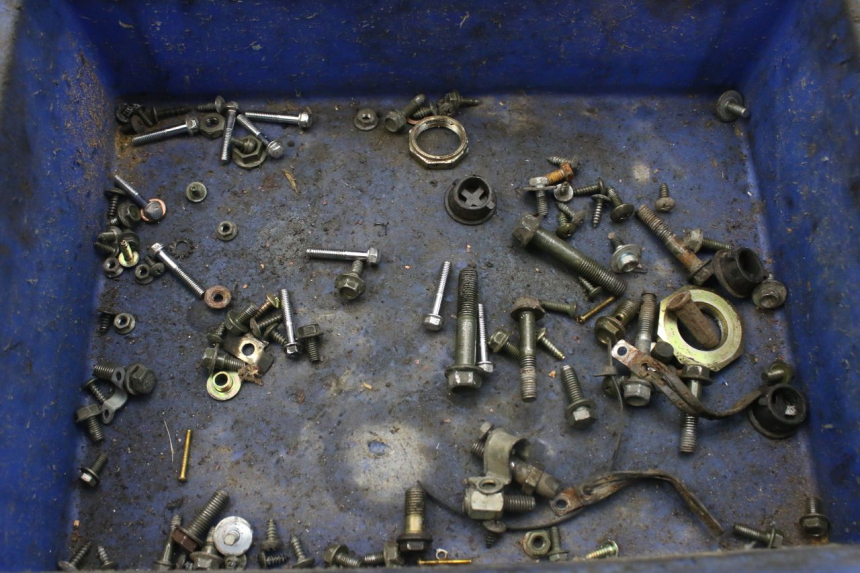 photo de ZAK SCHROEVEN EN BEVESTIGINGSMATERIAAL SYM FIDDLE 2 50 (2008 - 2013) - Hoofdaanzicht