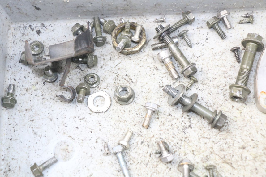 photo de ZAK SCHROEVEN EN BEVESTIGINGSMATERIAAL EUROCKA FIFTY 50 (2013 - 2022) - Andere kijkhoek