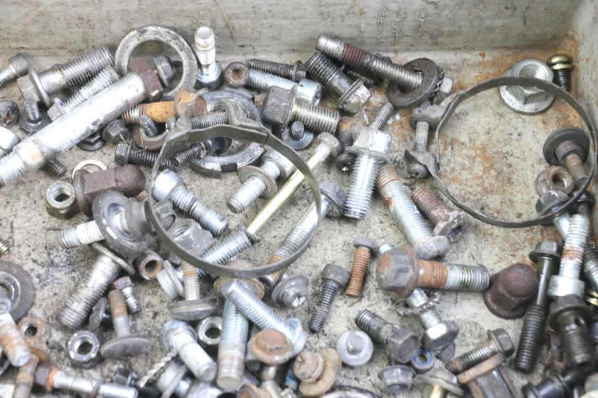 photo de ZAK SCHROEVEN EN BEVESTIGINGSMATERIAAL YAMAHA FJ 3CX 1200 (1986 - 1996) - Andere kijkhoek