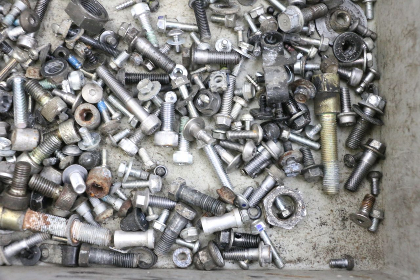 photo de ZAK SCHROEVEN EN BEVESTIGINGSMATERIAAL YAMAHA FJR ABS 1300 (2006 - 2012) - Technische close-up