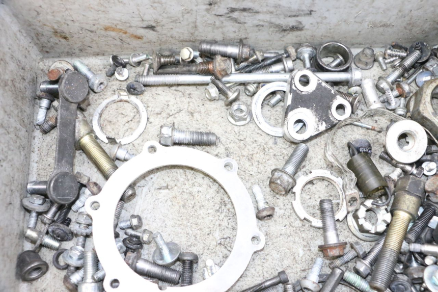 photo de ZAK SCHROEVEN EN BEVESTIGINGSMATERIAAL YAMAHA FJR ABS 1300 (2006 - 2012) - Zoom op gebruiksstaat