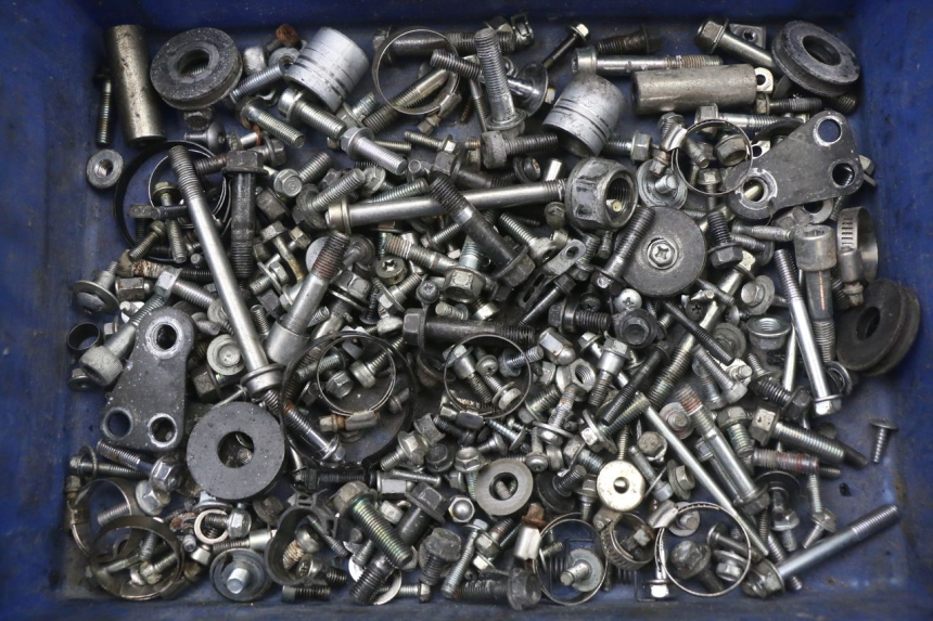 photo de ZAK SCHROEVEN EN BEVESTIGINGSMATERIAAL HONDA FJS SILVER WING SILVERWING 400 (2005 - 2008) - Hoofdaanzicht