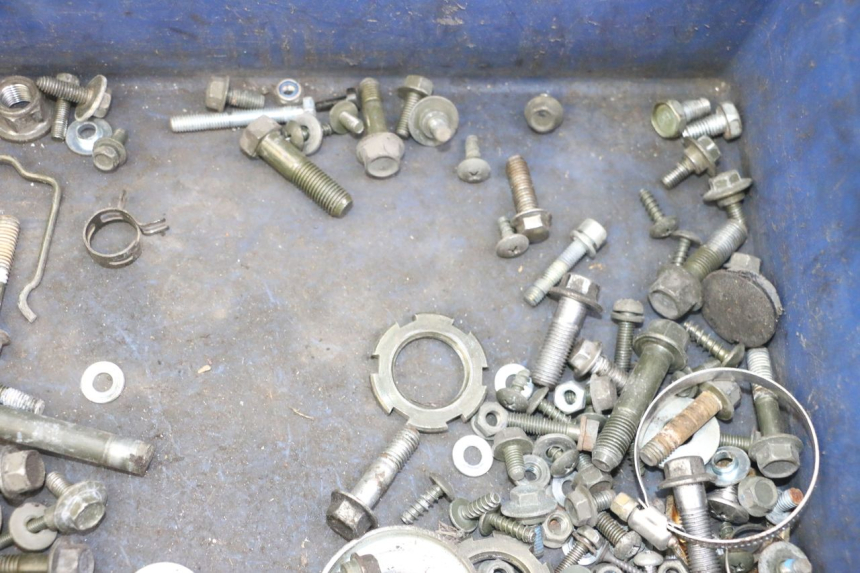 photo de ZAK SCHROEVEN EN BEVESTIGINGSMATERIAAL MBK FLAME X 125 (2007 - 2016) - Andere kijkhoek