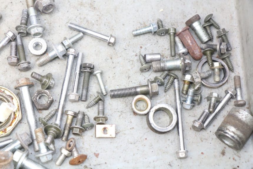 photo de ZAK SCHROEVEN EN BEVESTIGINGSMATERIAAL SACHS FY125T FY T 125 (2007 - 2011) - Zoom op gebruiksstaat