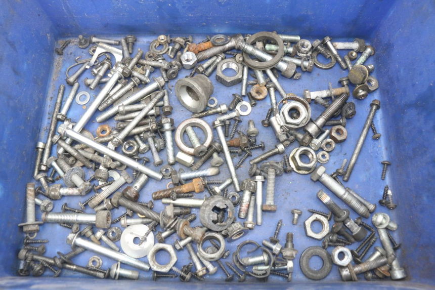 photo de ZAK SCHROEVEN EN BEVESTIGINGSMATERIAAL PEUGEOT GEOPOLIS 400 (2007 - 2013) - Hoofdaanzicht