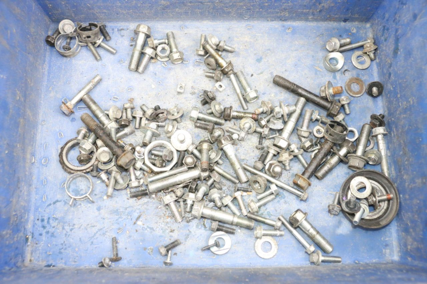 photo de ZAK SCHROEVEN EN BEVESTIGINGSMATERIAAL HONDA PCX (JF28) 125 (2009 - 2011) - Hoofdaanzicht