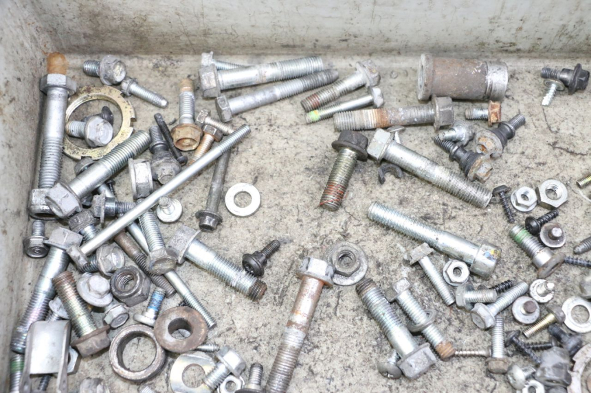 photo de ZAK SCHROEVEN EN BEVESTIGINGSMATERIAAL HONDA PES PS I 125 (2006 - 2012) - Overzicht