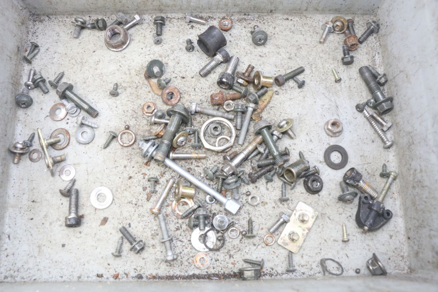 photo de ZAK SCHROEVEN EN BEVESTIGINGSMATERIAAL KEEWAY HURRICANE 50 (2006 - 2019) - Hoofdaanzicht