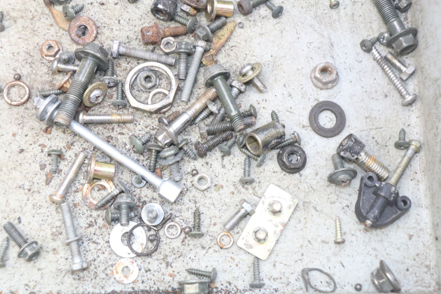 photo de ZAK SCHROEVEN EN BEVESTIGINGSMATERIAAL KEEWAY HURRICANE 50 (2006 - 2019) - Zoom op gebruiksstaat