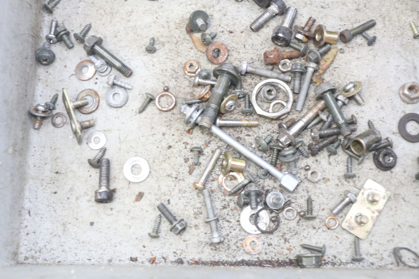 photo de ZAK SCHROEVEN EN BEVESTIGINGSMATERIAAL KEEWAY HURRICANE 50 (2006 - 2019) - Andere kijkhoek