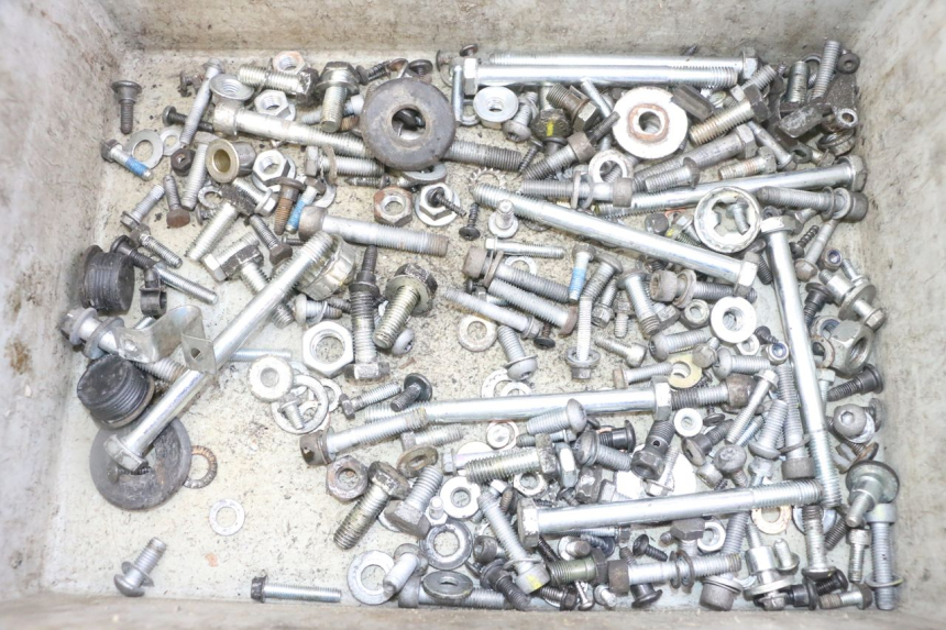 photo de ZAK SCHROEVEN EN BEVESTIGINGSMATERIAAL PIAGGIO IE MP3 YOURBAN 300 (2011 - 2016) - Hoofdaanzicht