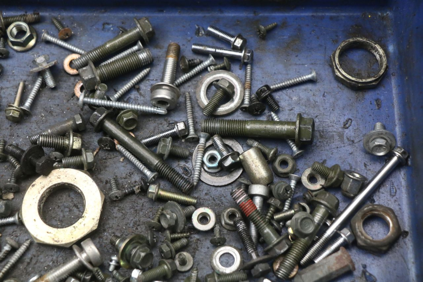 photo de ZAK SCHROEVEN EN BEVESTIGINGSMATERIAAL SYM JET 14 4T 50 (2018 - 2022) - Andere kijkhoek