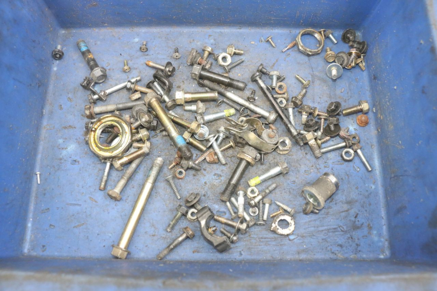 photo de ZAK SCHROEVEN EN BEVESTIGINGSMATERIAAL SYM JET SPORT XR 50 (2006 - 2015) - Hoofdaanzicht