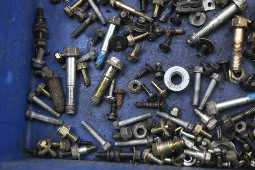 photo de ZAK SCHROEVEN EN BEVESTIGINGSMATERIAAL SYM JOYRIDE EVO 125 (2009 - 2016) - Andere kijkhoek