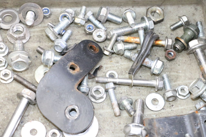 photo de ZAK SCHROEVEN EN BEVESTIGINGSMATERIAAL KEEWAY K-LIGHT KLIGHT 125 (2018 - 2025) - Andere kijkhoek