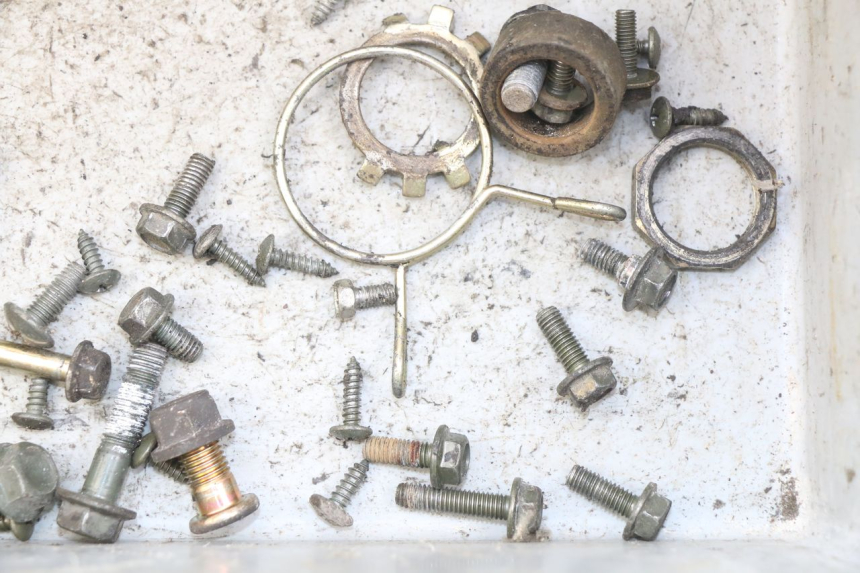 photo de ZAK SCHROEVEN EN BEVESTIGINGSMATERIAAL RIDE KALLIO 50 (2010 - 2019) - Zoom op gebruiksstaat