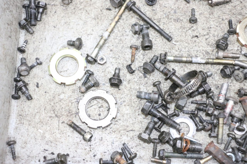 photo de ZAK SCHROEVEN EN BEVESTIGINGSMATERIAAL PEUGEOT KISBEE 2T 50 (2010 - 2017) - Andere kijkhoek