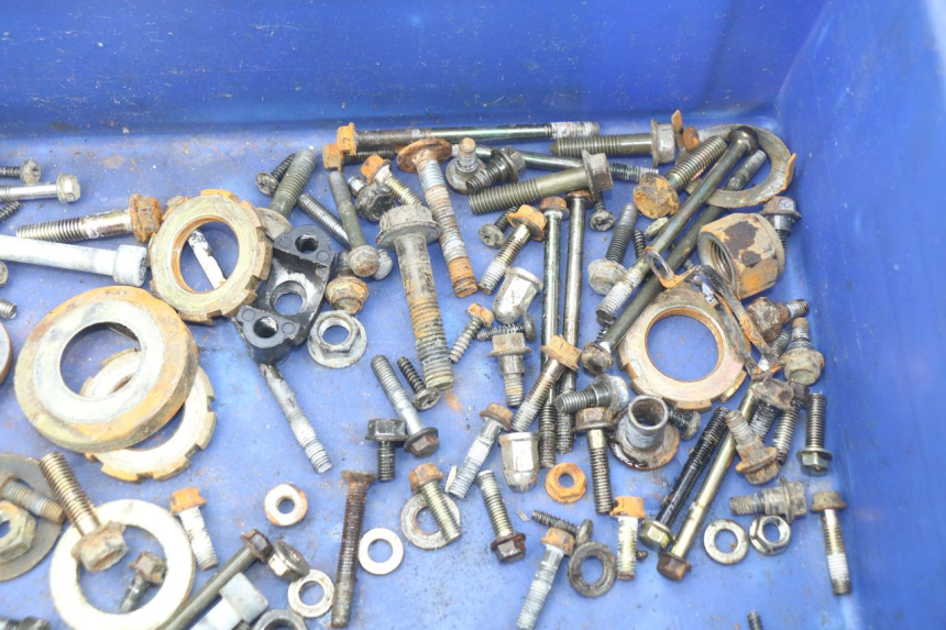 photo de ZAK SCHROEVEN EN BEVESTIGINGSMATERIAAL PEUGEOT KISBEE 4T 50 (2010 - 2017) - Andere kijkhoek