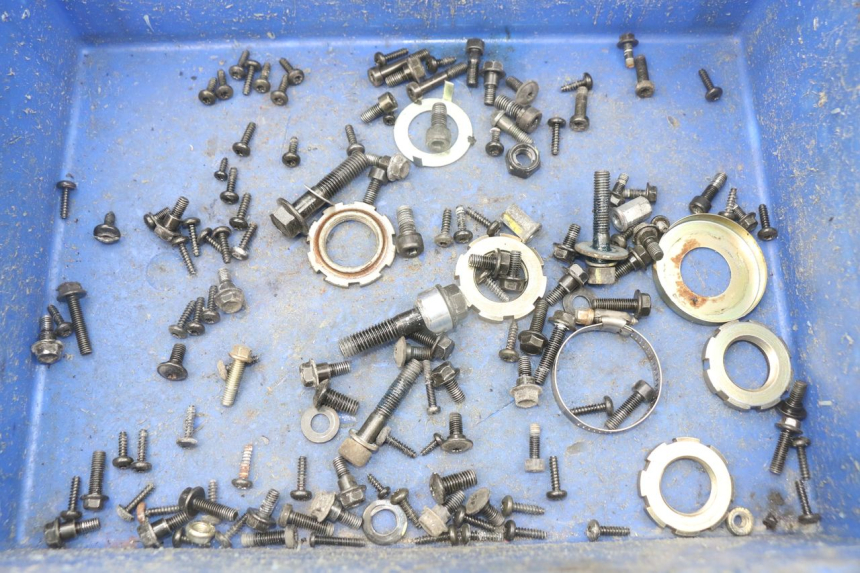 photo de ZAK SCHROEVEN EN BEVESTIGINGSMATERIAAL PEUGEOT KISBEE 4T 50 (2018 - 2022) - Hoofdaanzicht