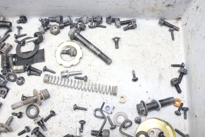 photo de ZAK SCHROEVEN EN BEVESTIGINGSMATERIAAL PEUGEOT KISBEE 4T 50 (2018 - 2022) - Andere kijkhoek