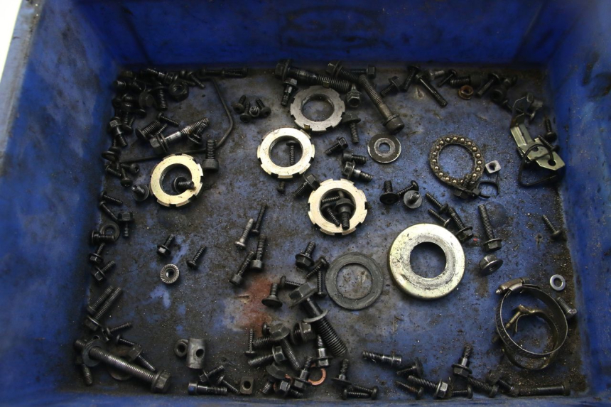 photo de ZAK SCHROEVEN EN BEVESTIGINGSMATERIAAL PEUGEOT KISBEE 4T 50 (2018 - 2022) - Hoofdaanzicht