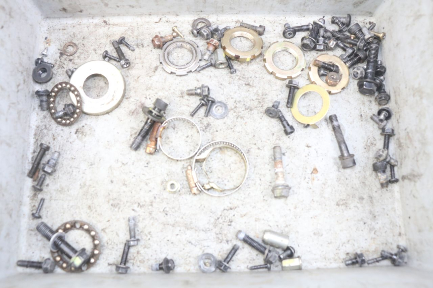 photo de ZAK SCHROEVEN EN BEVESTIGINGSMATERIAAL PEUGEOT KISBEE 4T 50 (2018 - 2022) - Hoofdaanzicht