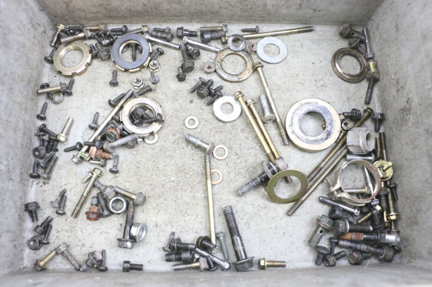 photo de ZAK SCHROEVEN EN BEVESTIGINGSMATERIAAL PEUGEOT KISBEE 4T 50 (2010 - 2017) - Hoofdaanzicht