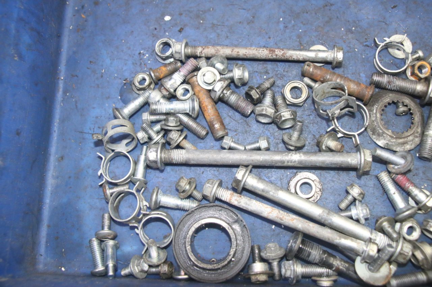 photo de ZAK SCHROEVEN EN BEVESTIGINGSMATERIAAL KAWASAKI KXF KX-F 250 (2017 - 2019) - Detail van het onderdeel