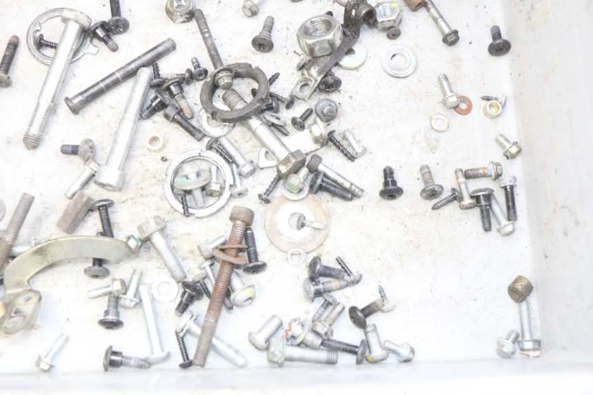 photo de ZAK SCHROEVEN EN BEVESTIGINGSMATERIAAL PIAGGIO LIBERTY IGET 4T 50 (2015 - 2020) - Zoom op gebruiksstaat