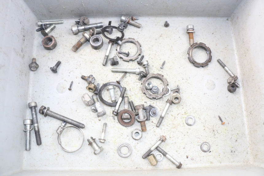 photo de ZAK SCHROEVEN EN BEVESTIGINGSMATERIAAL PEUGEOT LUDIX 50 (2008 - 2017) - Hoofdaanzicht