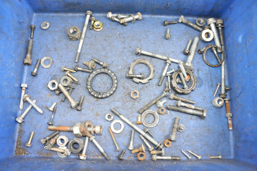 photo de ZAK SCHROEVEN EN BEVESTIGINGSMATERIAAL PEUGEOT LUDIX 50 (2008 - 2017) - Hoofdaanzicht