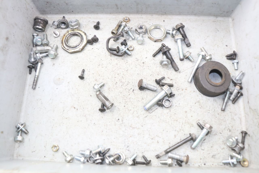 photo de ZAK SCHROEVEN EN BEVESTIGINGSMATERIAAL JM MOTORS MIA 50 (2017 - 2020) - Hoofdaanzicht