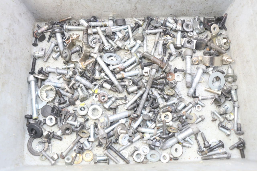 photo de ZAK SCHROEVEN EN BEVESTIGINGSMATERIAAL PIAGGIO MP3 500 (2011 - 2015) - Hoofdaanzicht