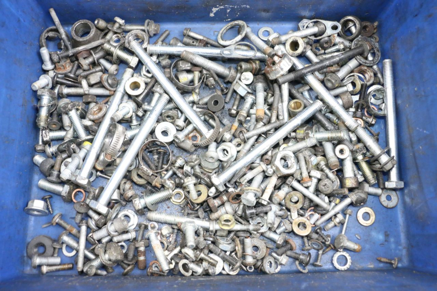 photo de ZAK SCHROEVEN EN BEVESTIGINGSMATERIAAL PIAGGIO MP3 500 (2011 - 2015) - Hoofdaanzicht