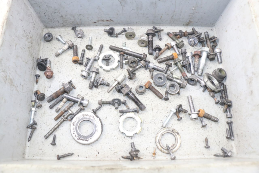 photo de ZAK SCHROEVEN EN BEVESTIGINGSMATERIAAL YAMAHA NEOS NEO'S 4T 50 (2008 - 2016) - Hoofdaanzicht