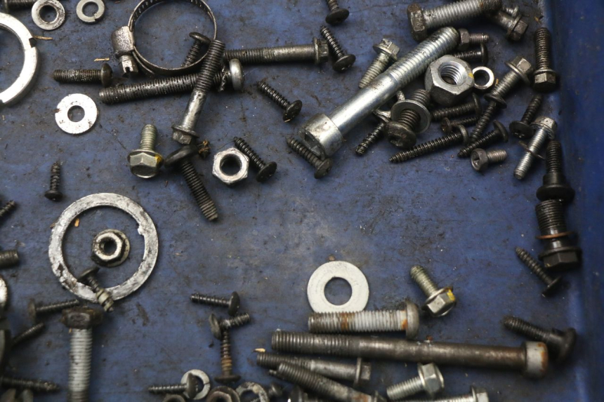 photo de ZAK SCHROEVEN EN BEVESTIGINGSMATERIAAL PIAGGIO NEW TYPHOON 50 (2018 - 2021) - Technische close-up