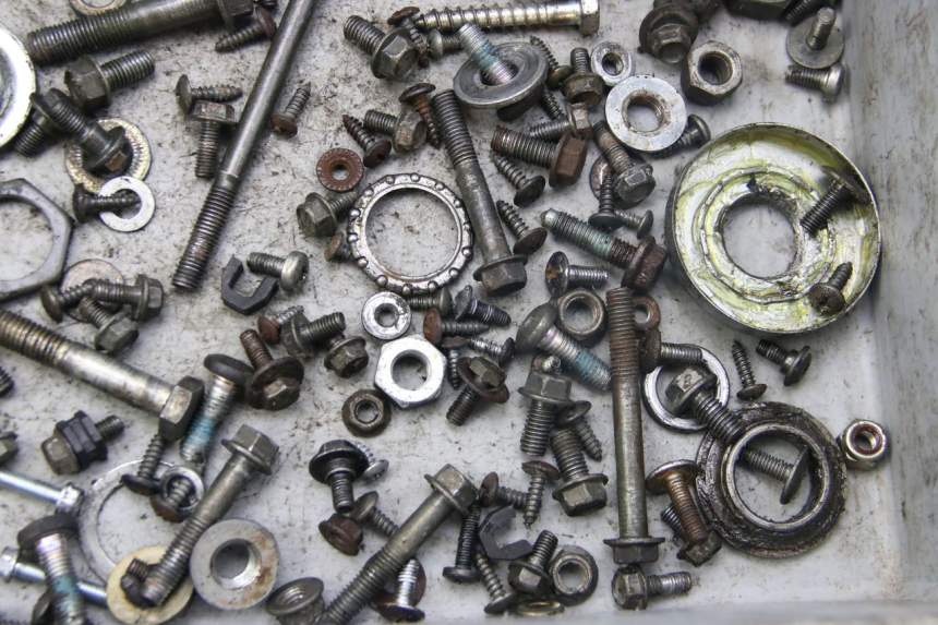 photo de ZAK SCHROEVEN EN BEVESTIGINGSMATERIAAL SELECT UP OCTALIS 125 (2007 - 2012) - Andere kijkhoek