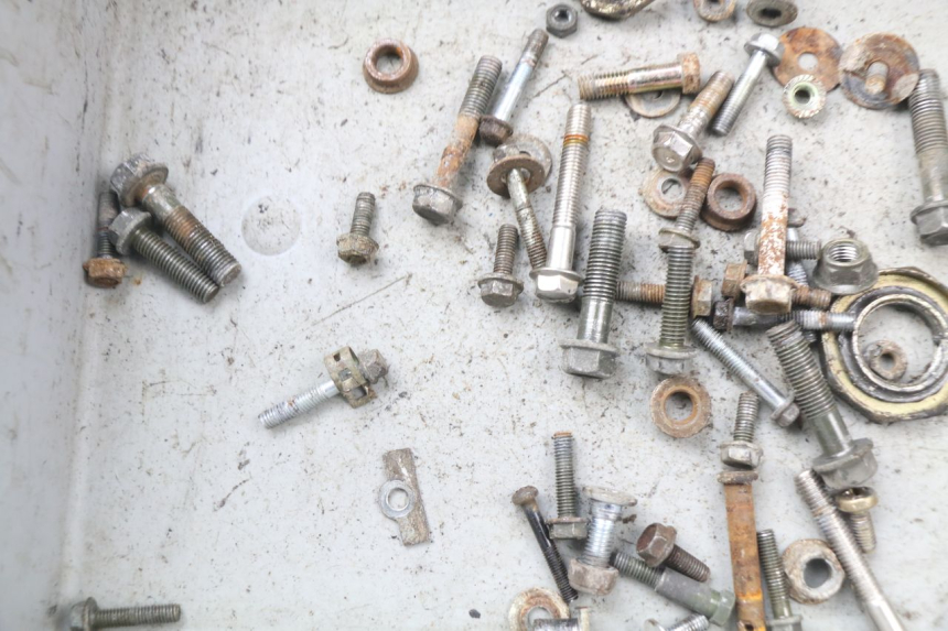 photo de ZAK SCHROEVEN EN BEVESTIGINGSMATERIAAL JM MOTORS OLDIES 4T 50 (2010 - 2020) - Detail van het onderdeel